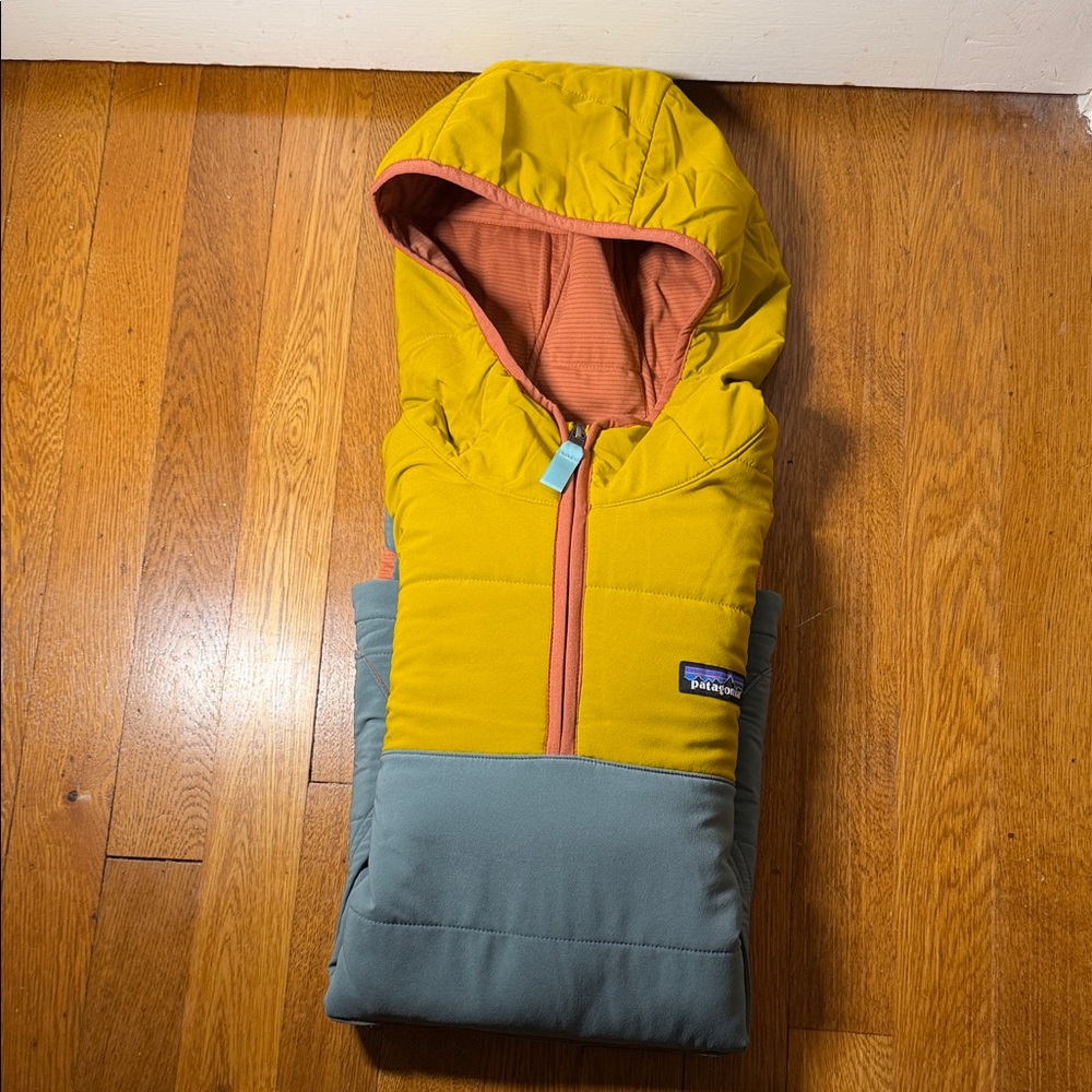 Patagonia Men’s Pullover Hoody small